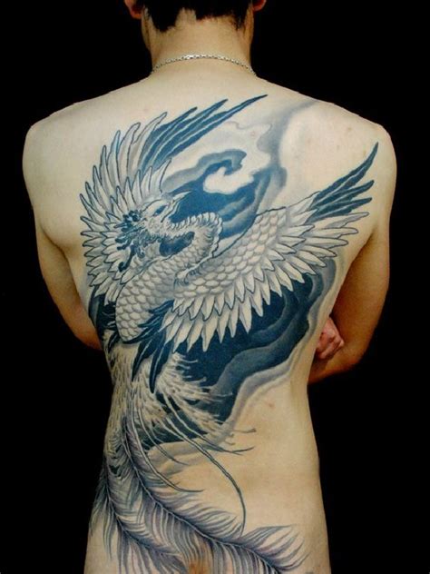 Tatouage de phoenix – Signification et 120 dessins